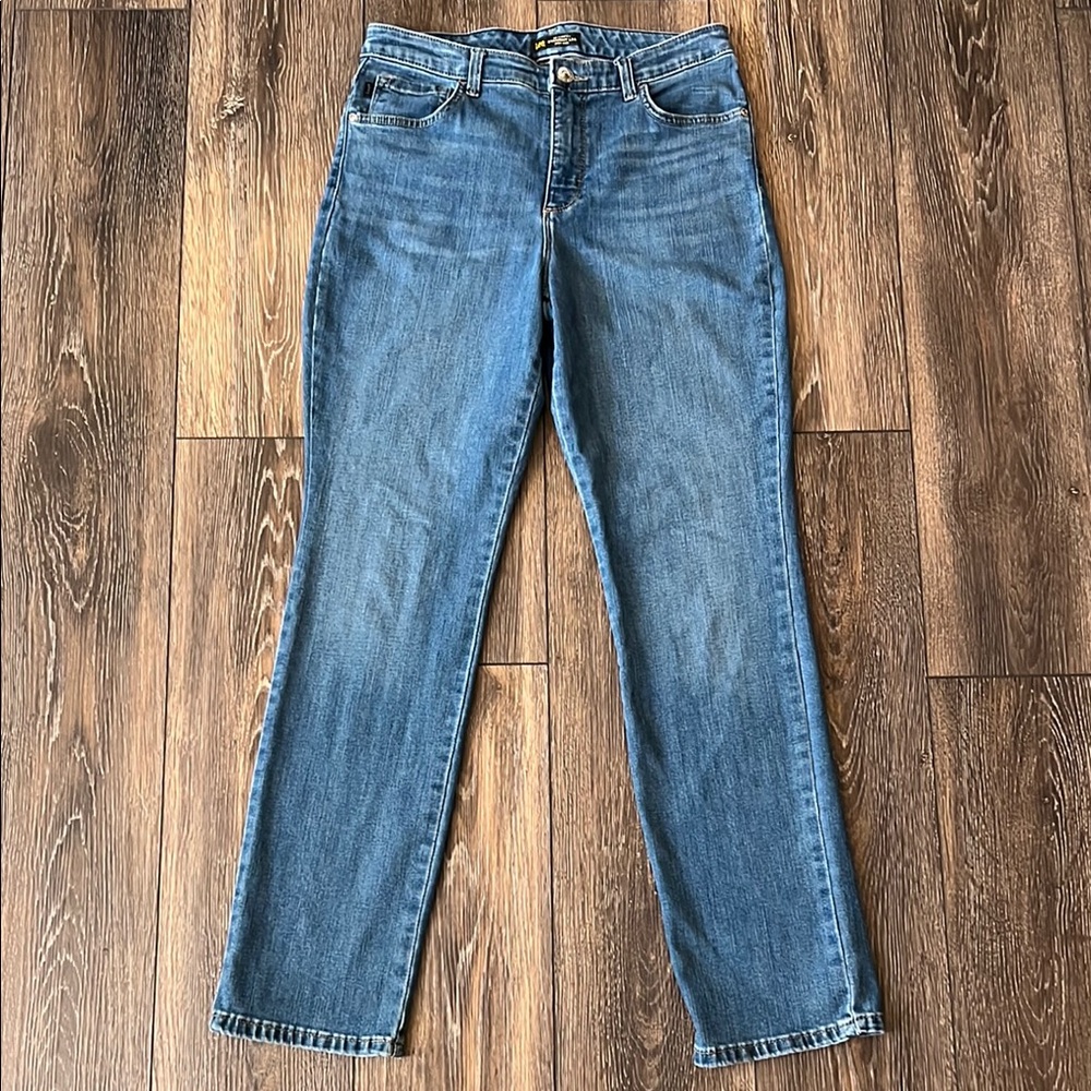 Lee Jeans - Womens Size 3 High Rise Relaxed Fit Straight Leg Instantly Slims